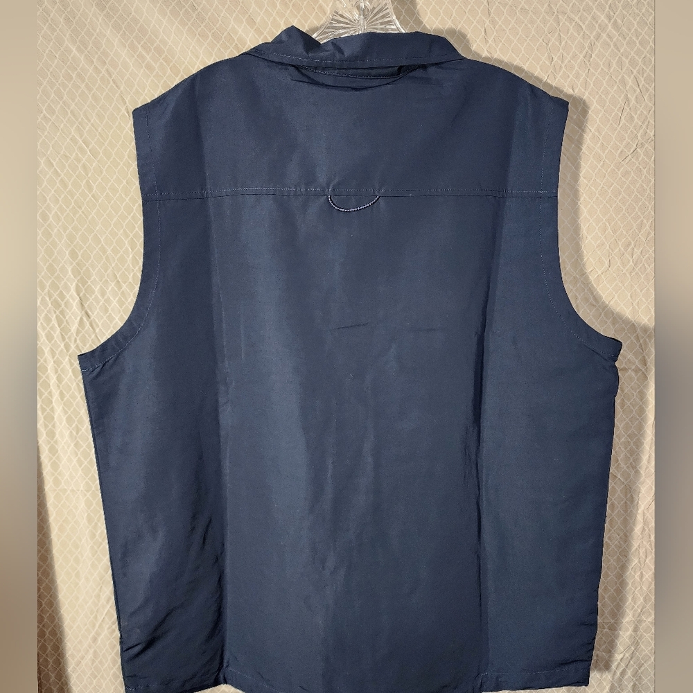 NWT Cutter & Buck Dark Blue Charter Vest w/ WV Emblem Men's L - Picture 4 of 4